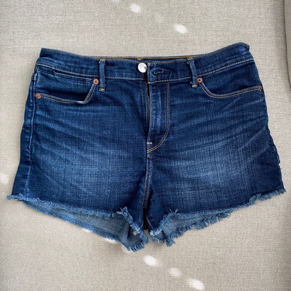 Abercrombie and Fitch Shorts - Picture 1 of 4